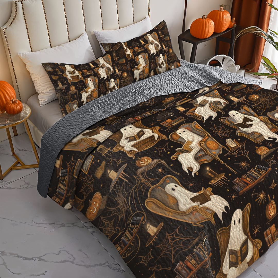 All Season Quilt 3-Piece Set Halloween Ghostly Book Club