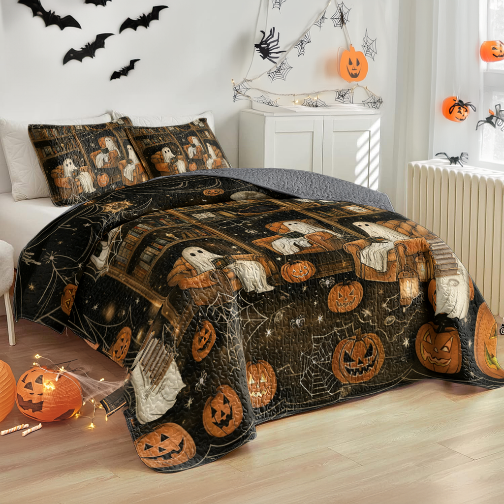 All Season Quilt 3-Piece Set Halloween Book Club