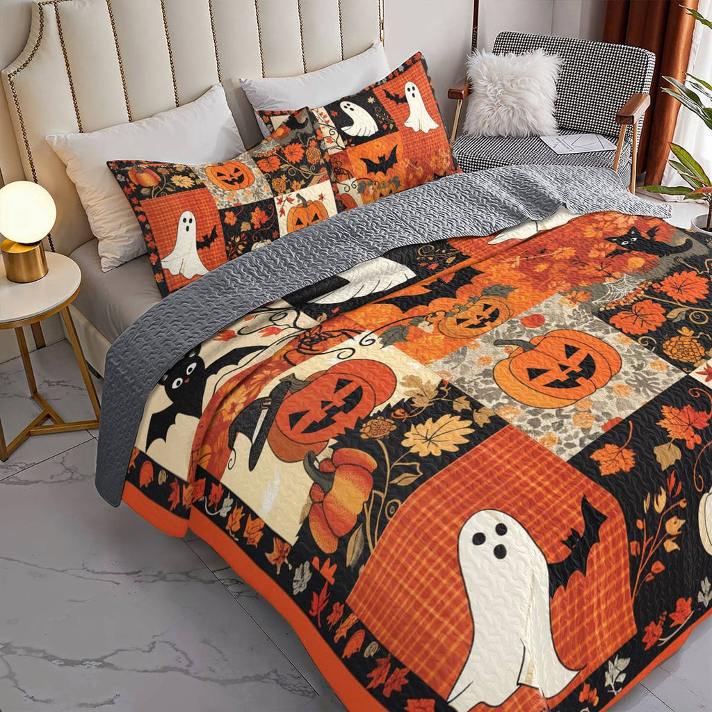 All Season Quilt 3-Piece Set Patchwork Spooks