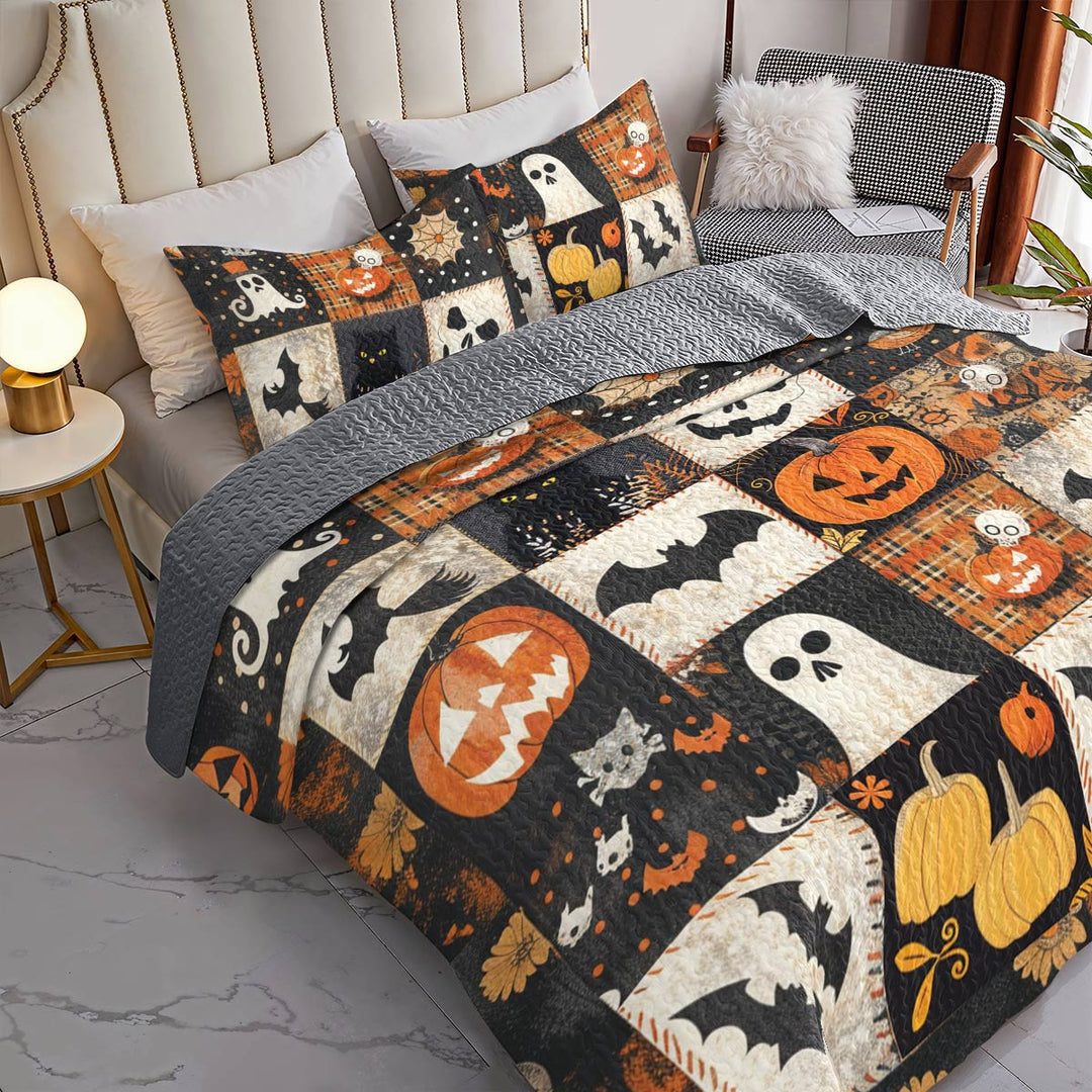 All Season Quilt 3-Piece Set Spooky Patchwork