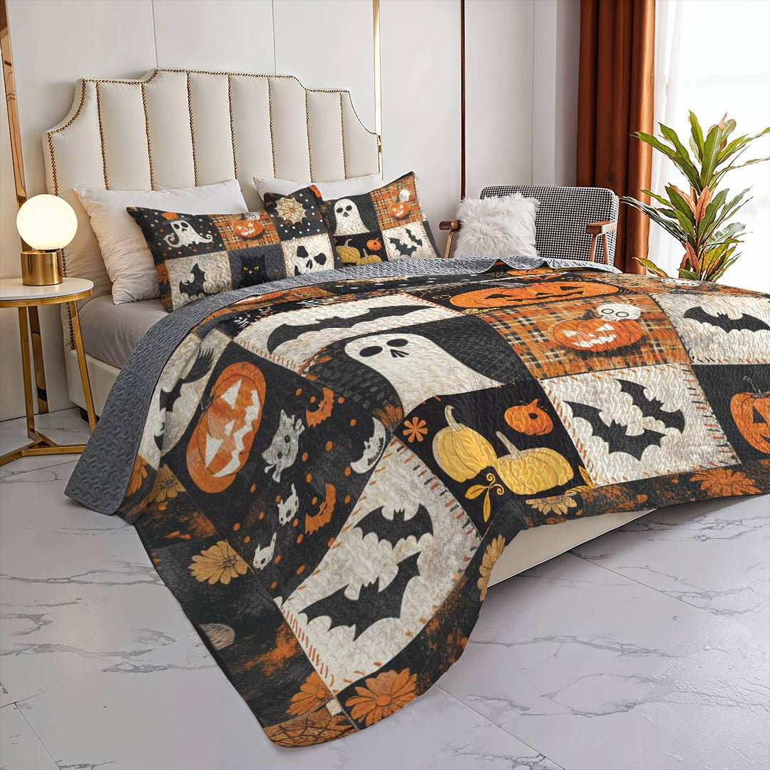 All Season Quilt 3-Piece Set Spooky Patchwork