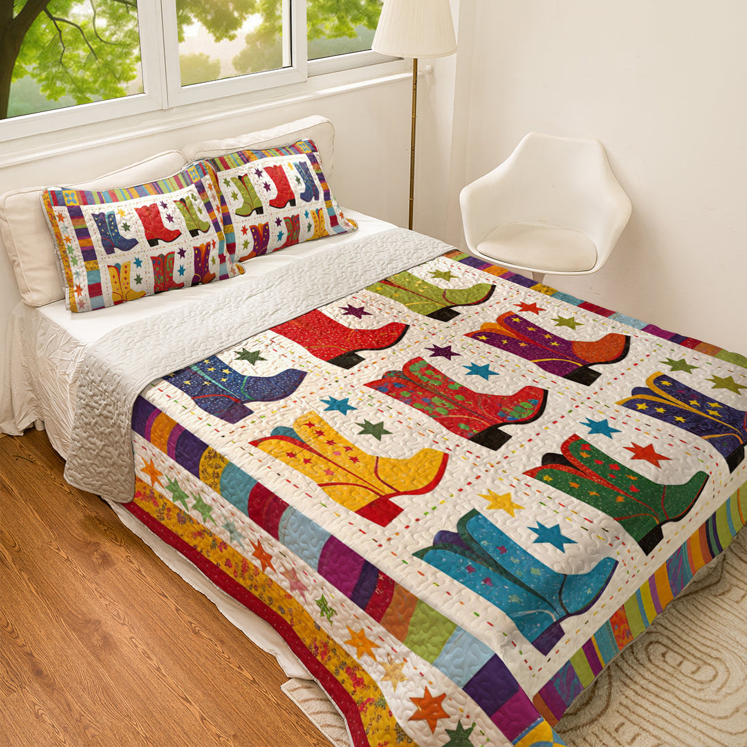 All Season Quilt 3-Piece Set Jaunty Cowboy Boots